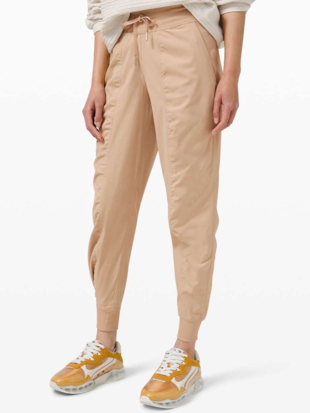 Lululemon Dance Studio Jogger
Cafe Au Lait